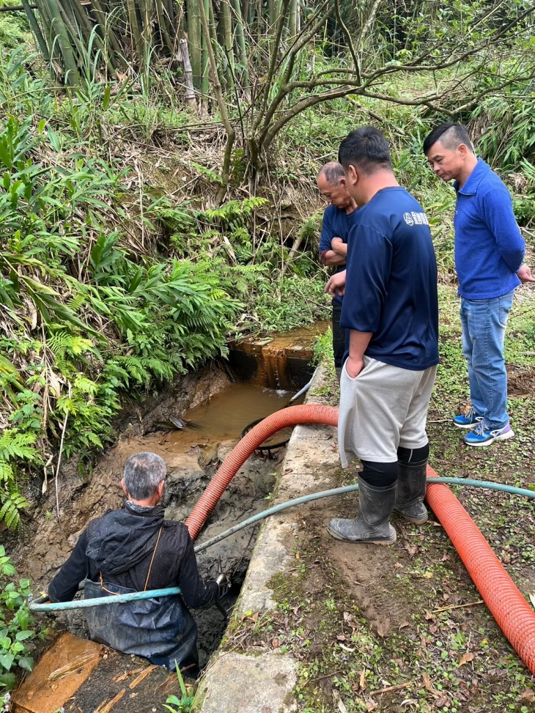 水刀清洗污泥沉澱池