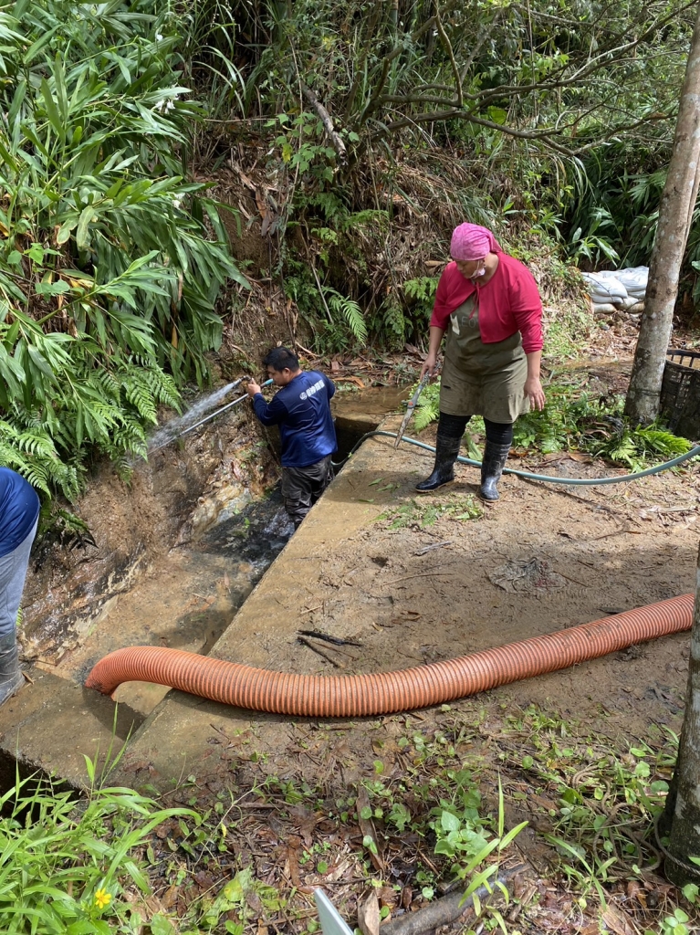 水刀清洗污泥沉澱池