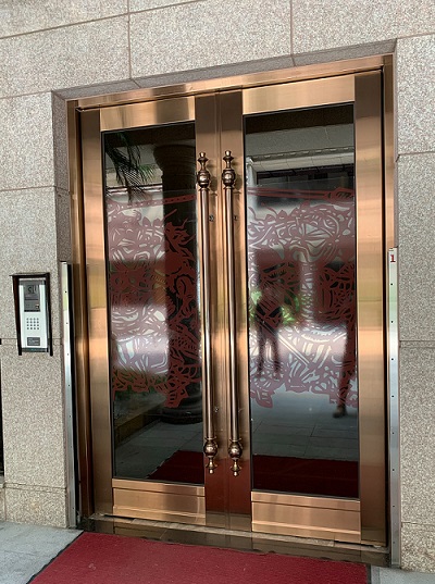 日式雙開鍍鈦大門01