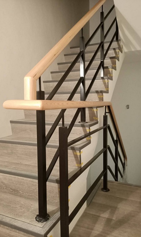 日式樓梯扶手014