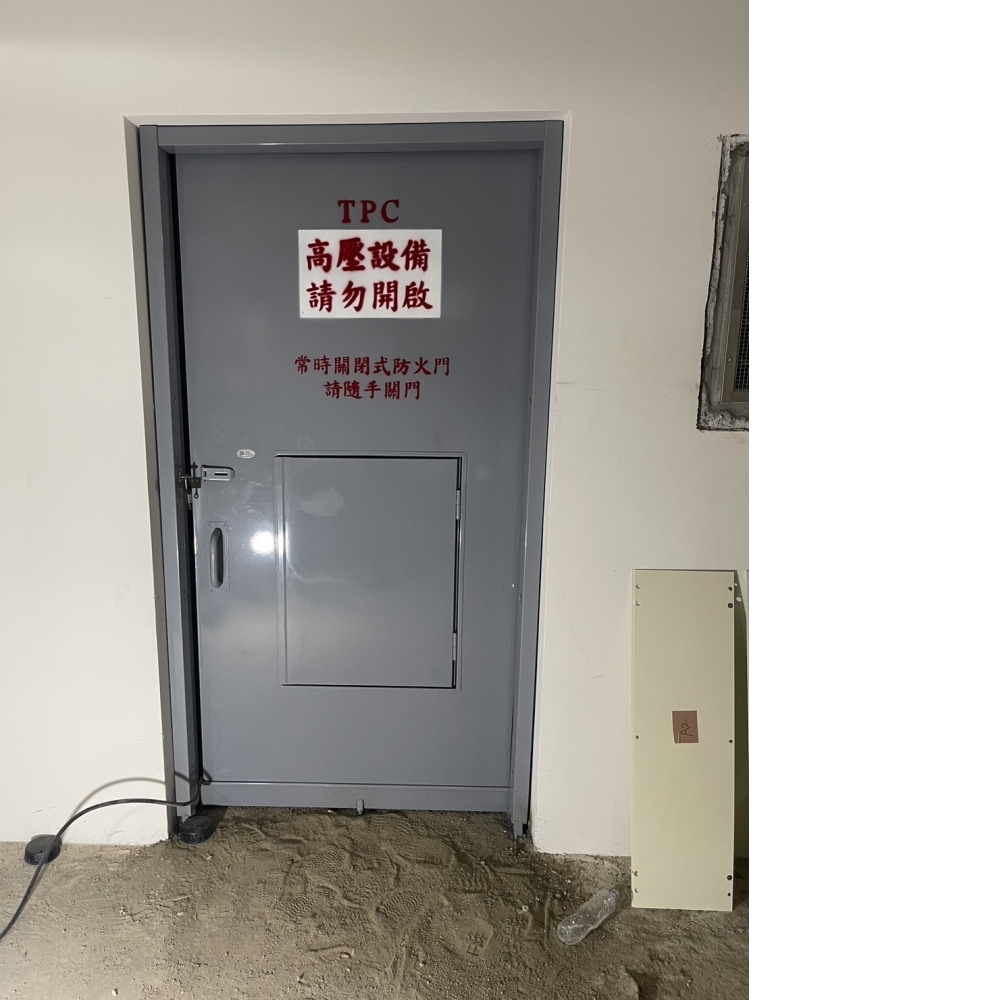 台電式横拉門001