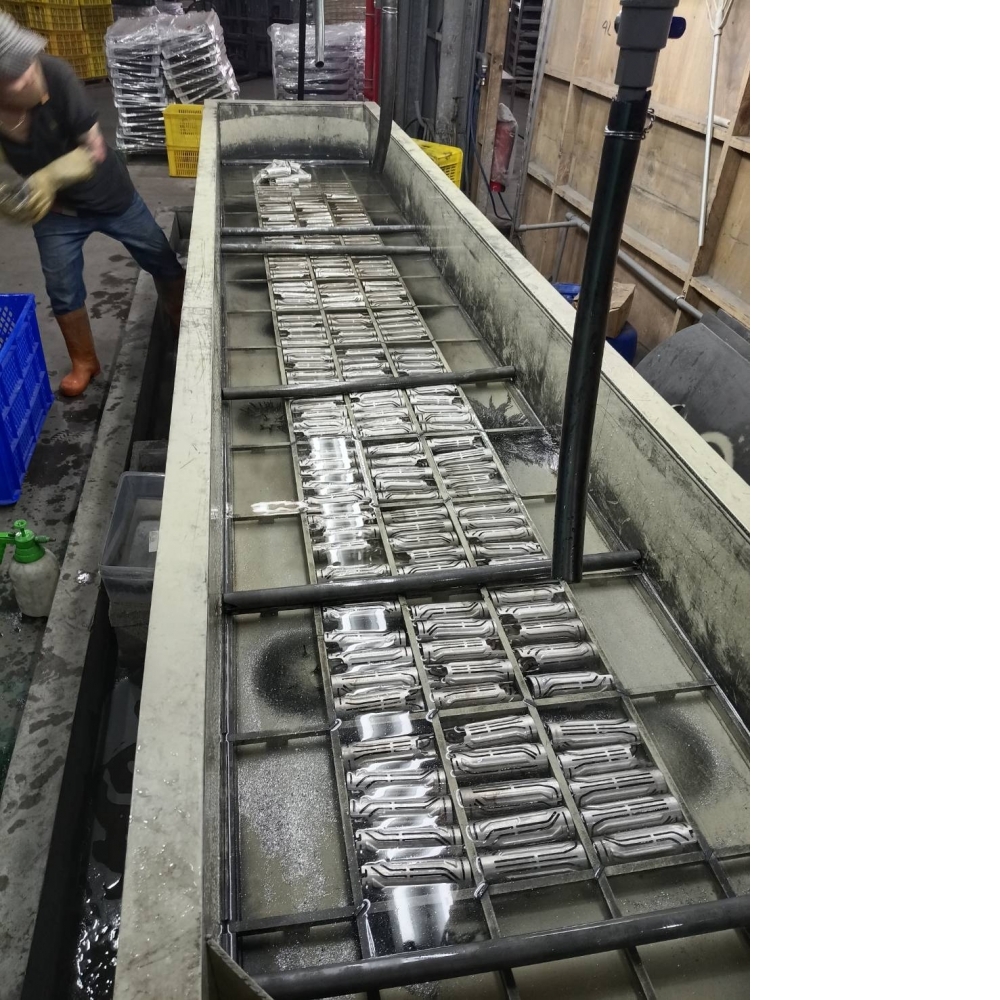 磁力震動製程 (適用高精度零件)