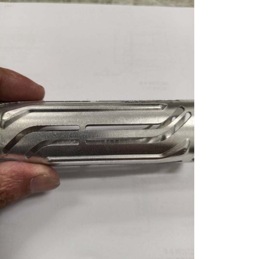 磁力震動製程 (適用高精度零件)