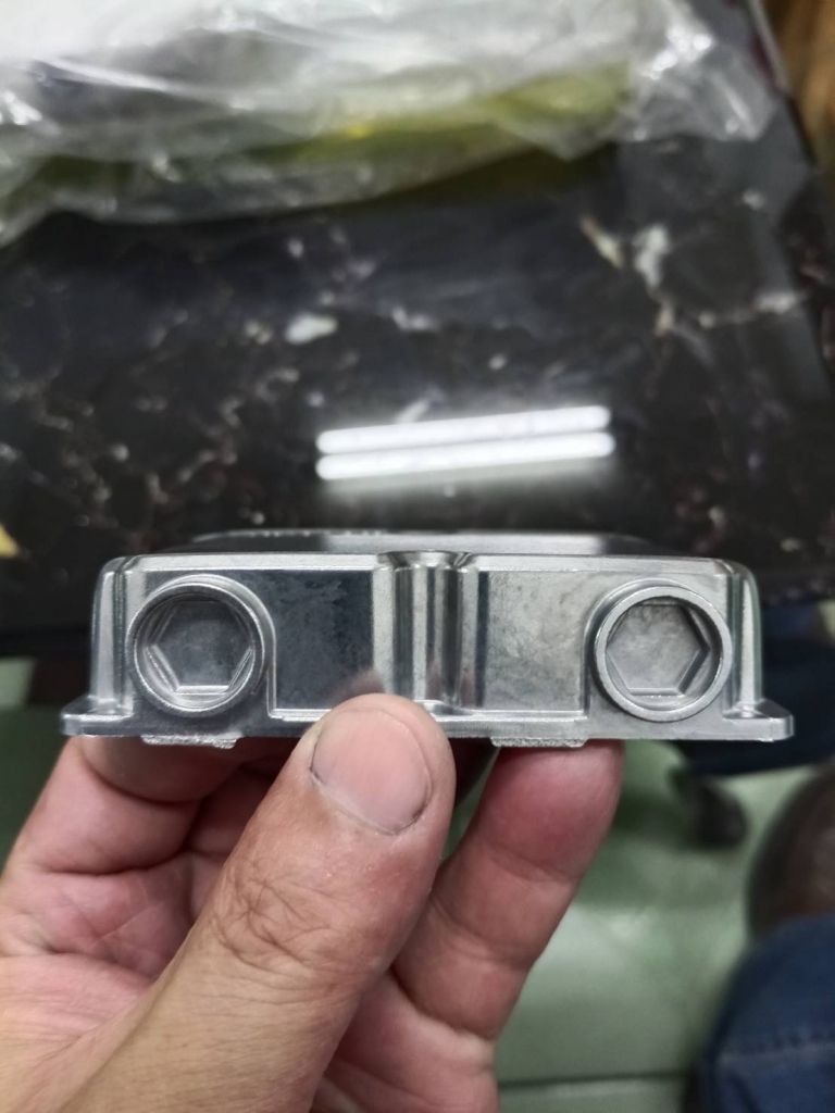 磁力震動製程 (適用高精度零件)