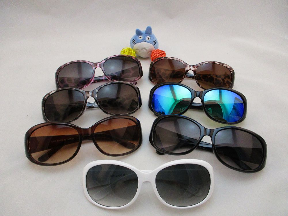 膠框太陽眼鏡-550