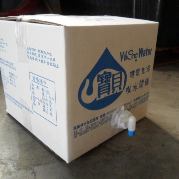 麥飯石竹備碳紙箱水18L  190元/箱
