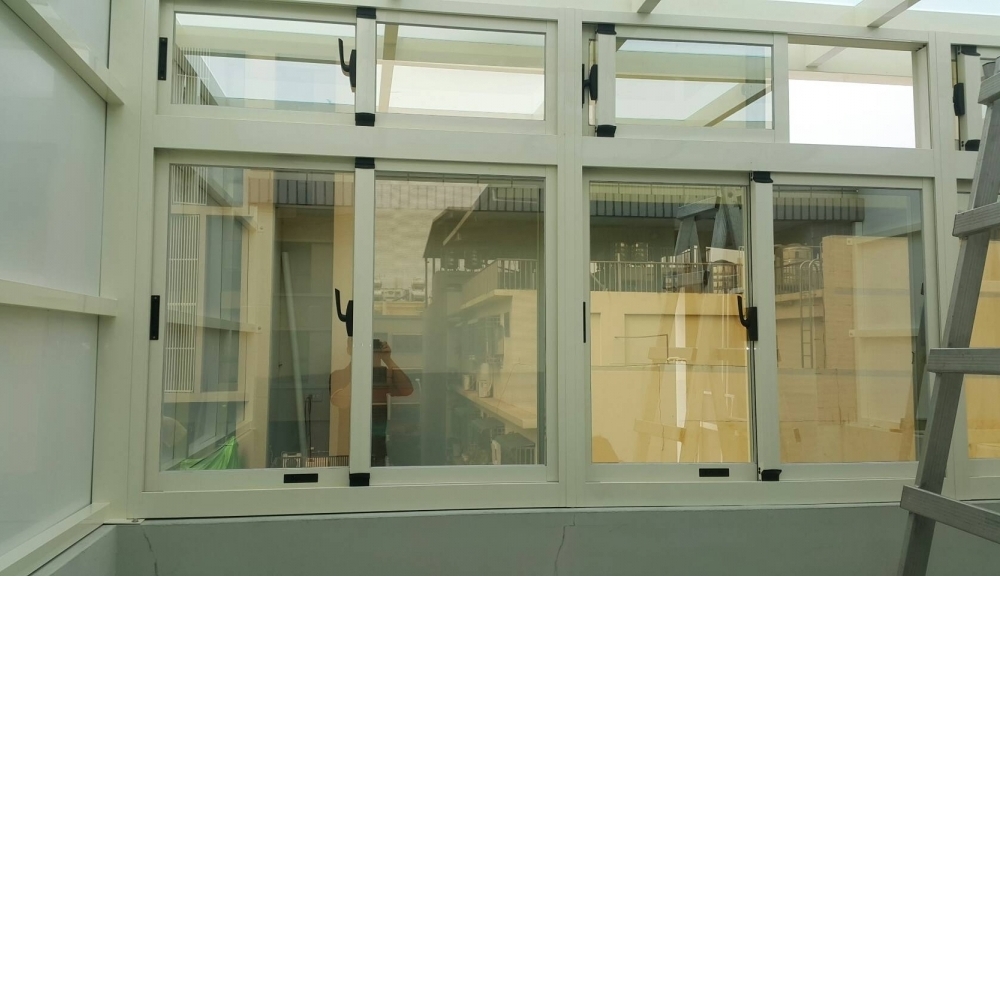 台中電動捲門-冠宇