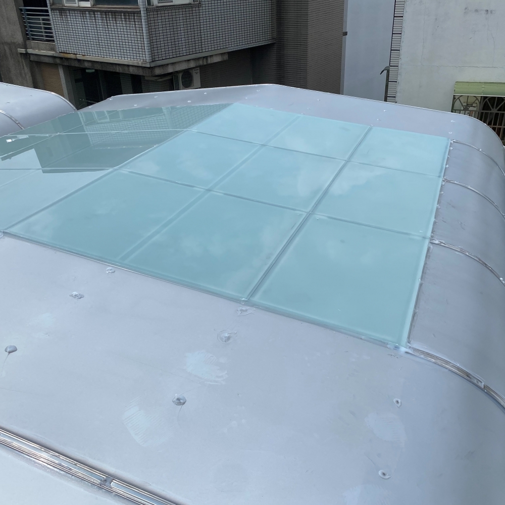 PC板採光罩更換膠合玻璃+塑鋁板 大里永隆二街