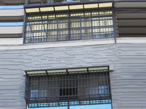 不銹鋼鐵窗產品2-白鐵鍛造窗
