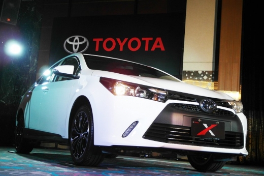 2015 Toyota Altis X