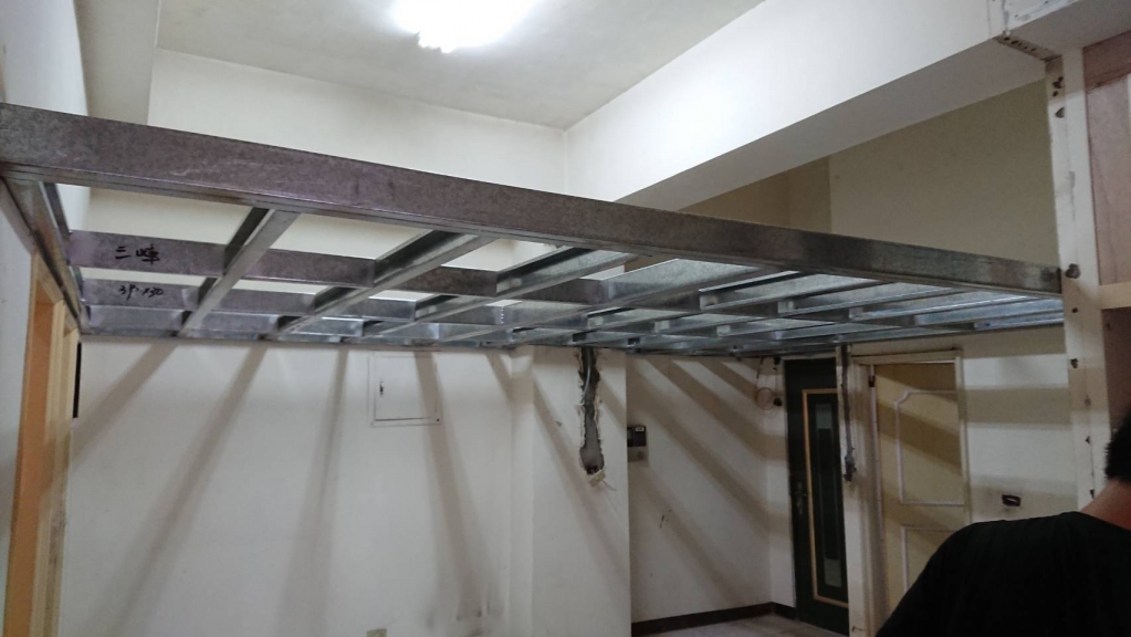 台北客製鐵件/鐵櫃