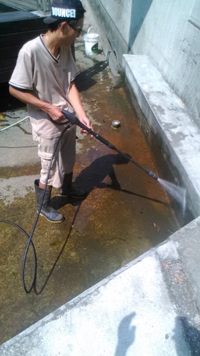 新北板橋清潔公司-水池清洗