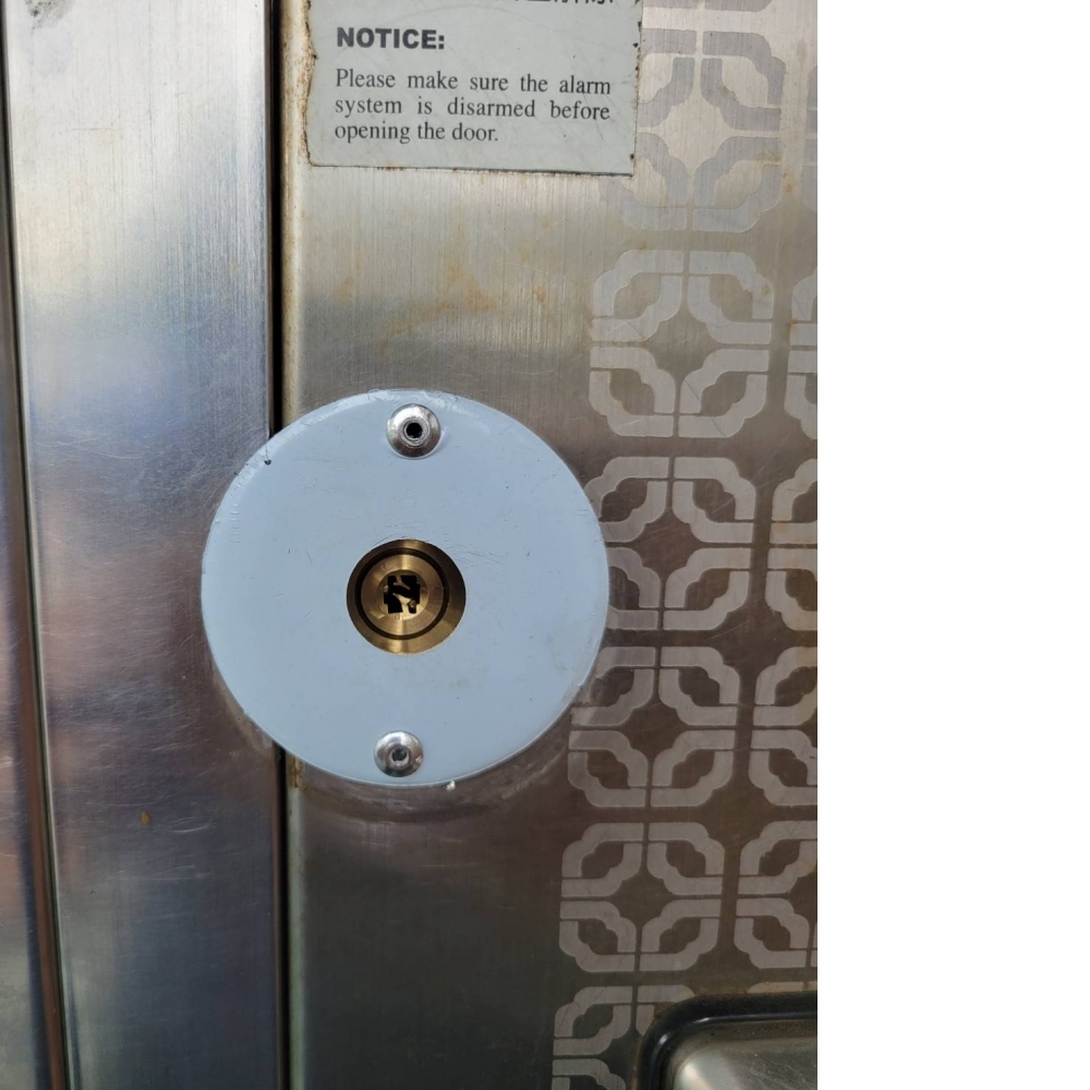 各式大門_房間門鎖安裝更換|台中門鎖安裝