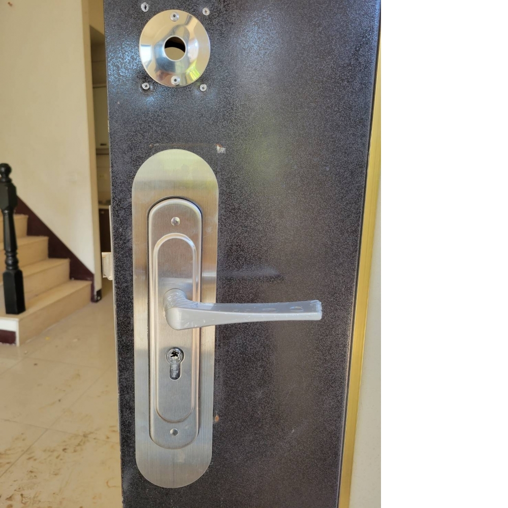 各式大門_房間門鎖安裝更換|台中門鎖安裝