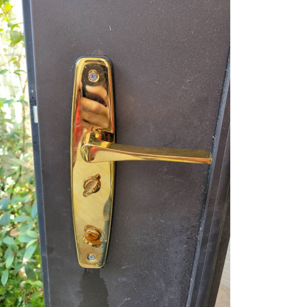 各式大門_房間門鎖安裝更換|台中門鎖安裝