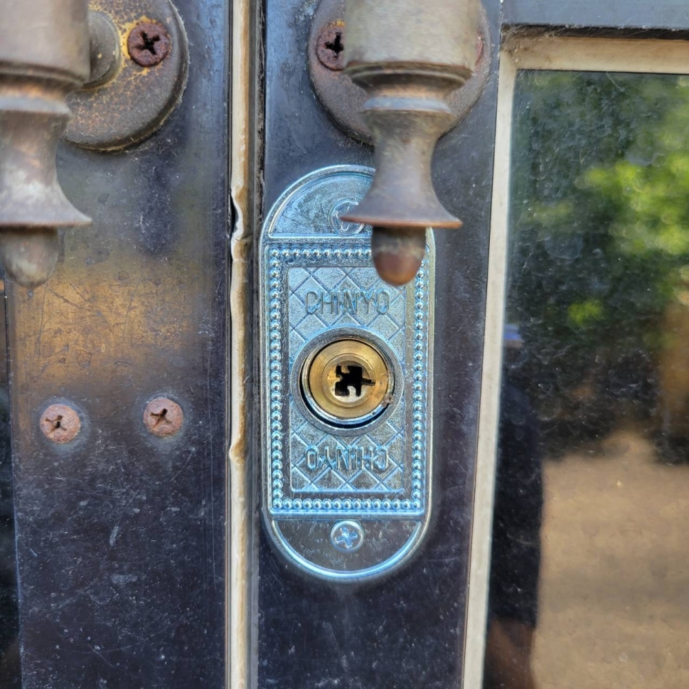 各式鋁門鎖｜梧棲鋁門鎖安裝