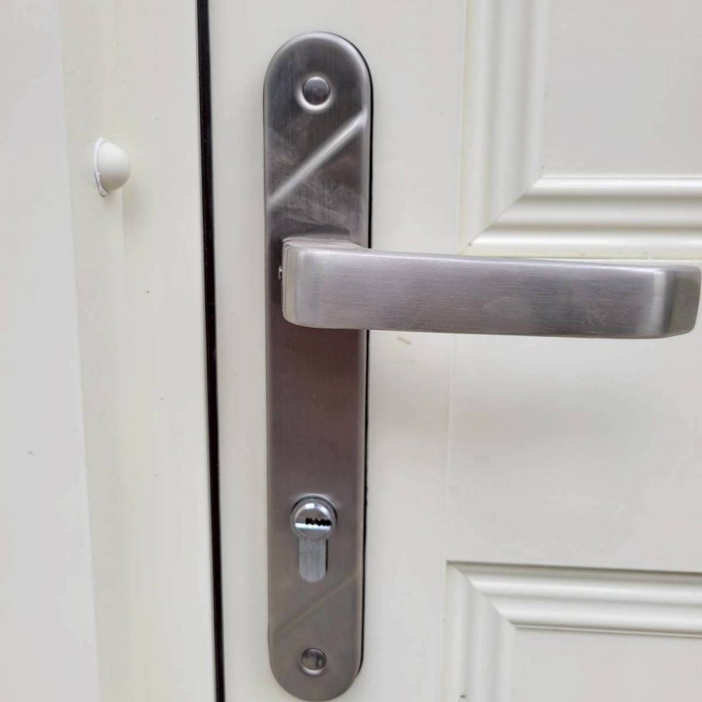 大門鎖｜台中鎖匠