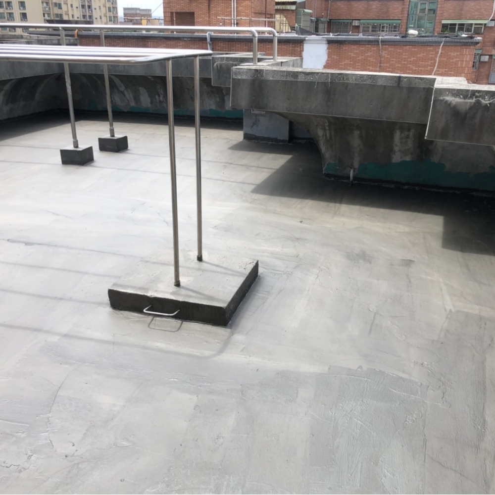 桃園區防水隔熱工程-頂樓地坪打除