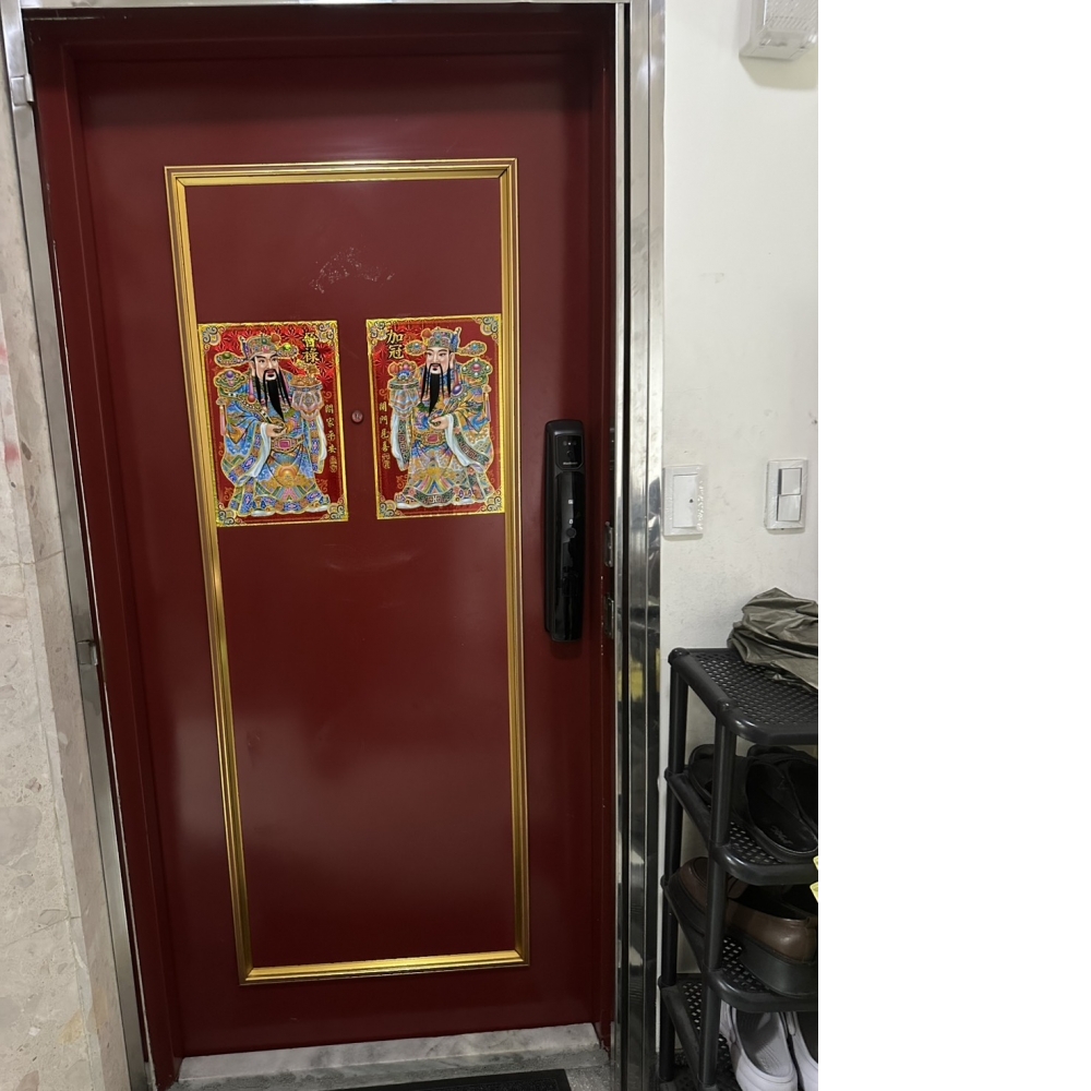 板橋社區拆除外鐵門後安裝Kwikset PF2八合一人臉識別電子鎖