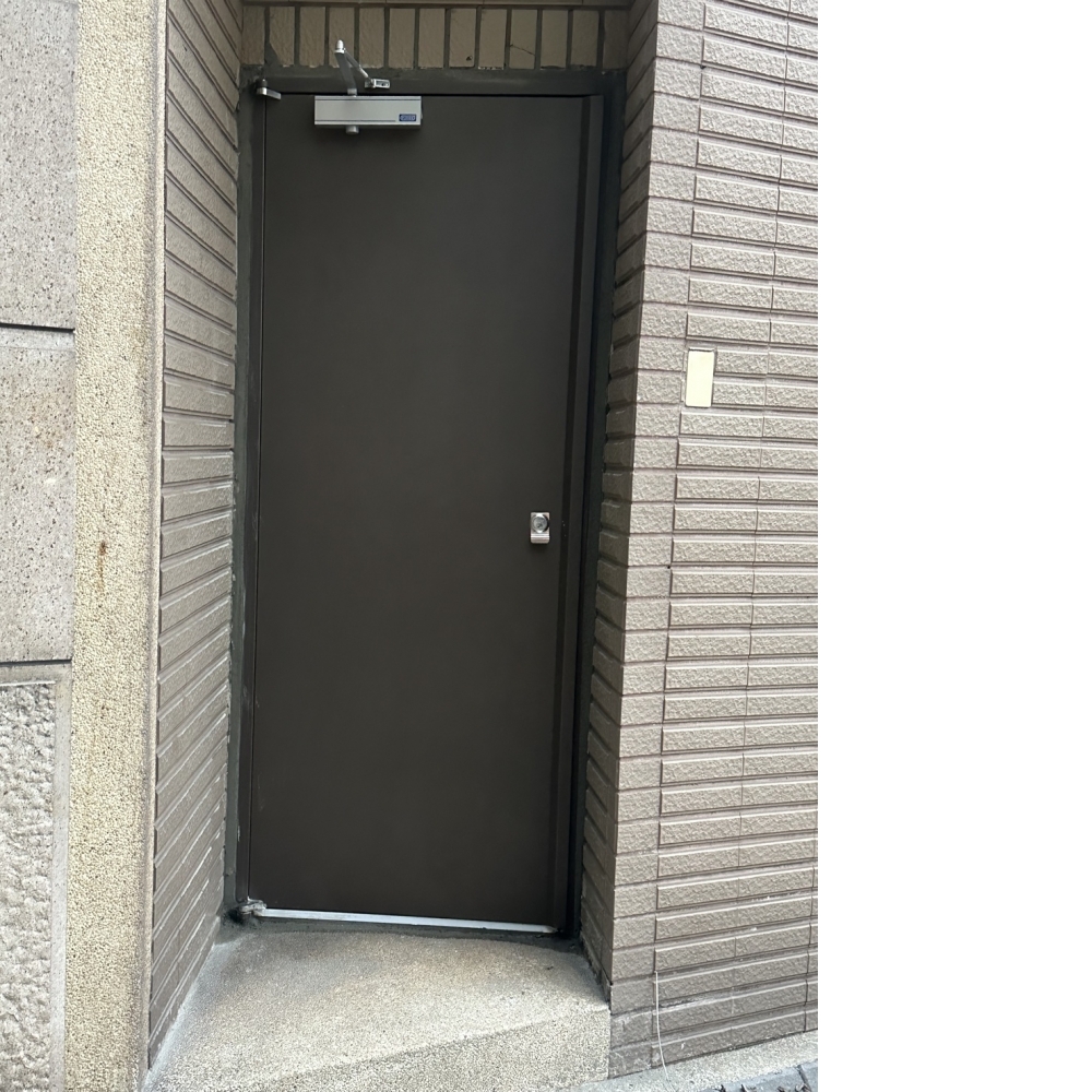 樹林公寓大樓頂樓更新防火門更新/F60A素面烤漆防火門/符合建築法規&消防法規