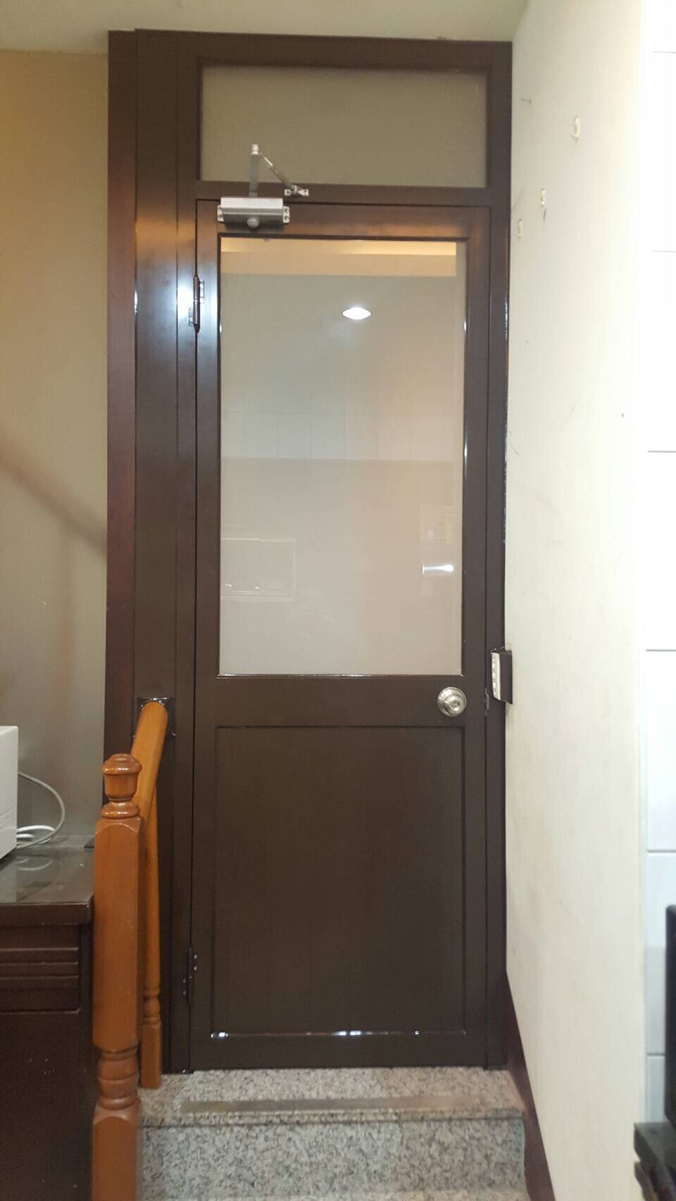 鋁門_鋁防盜紗門