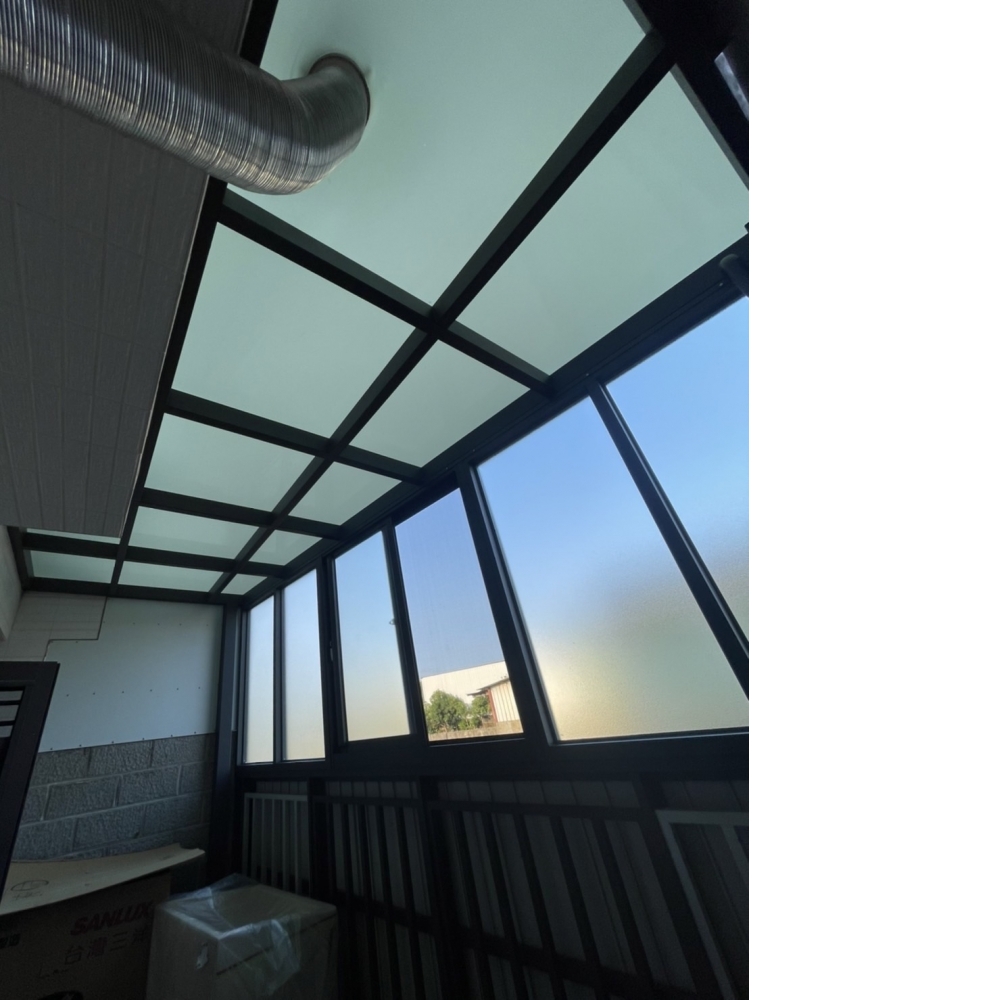 台中北屯採光罩施工