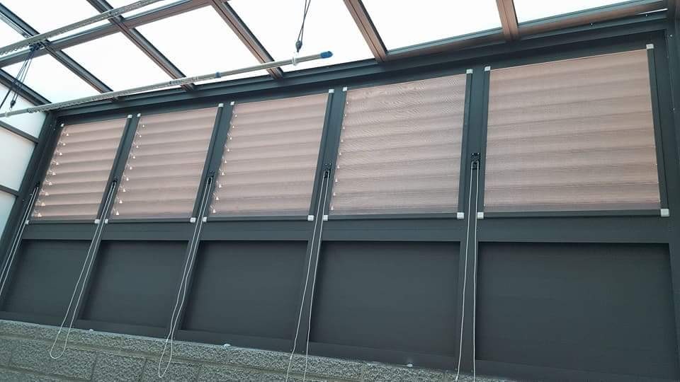 活動百葉窗(二)