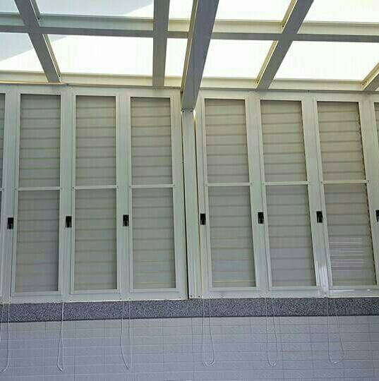 活動百葉窗(二)