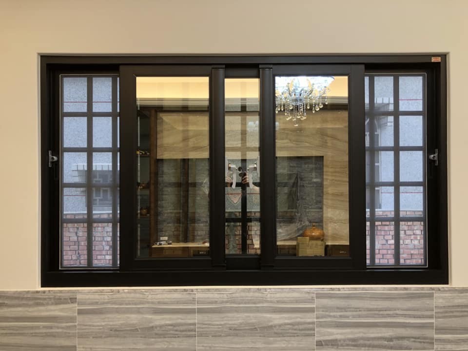 格子氣密窗(一)