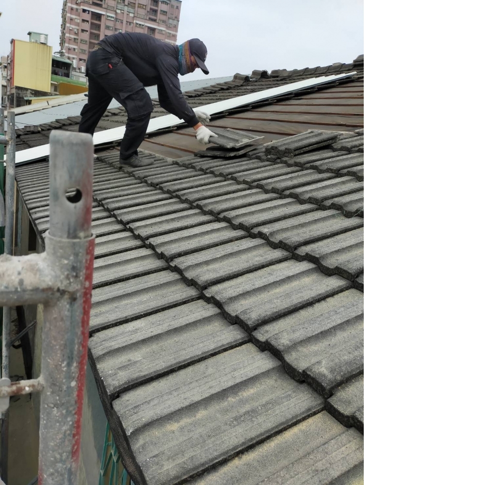 台中烤漆浪板工程-昕和