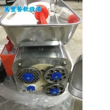 萬豐餐飲設備 全新 絞肉機:馬力3/4 適用: 肉類 素食 絞碎
