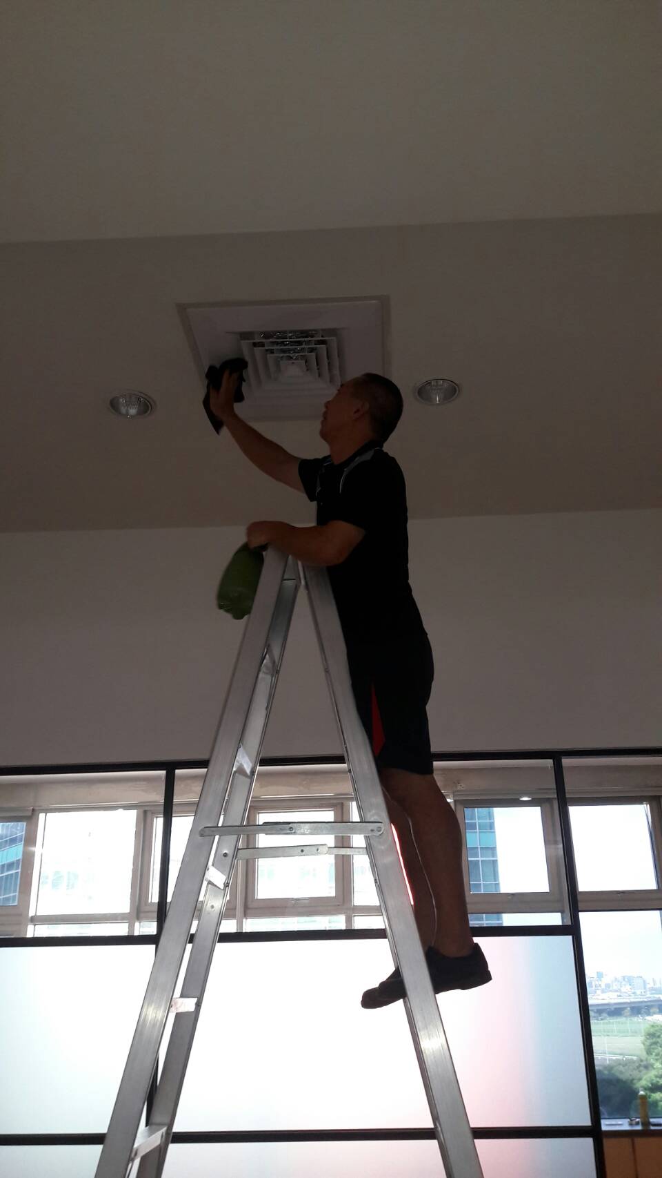 台北教室清潔